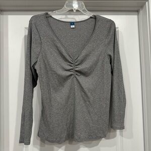 Old Navy Charcoal Long Sleeve V-Neck Top